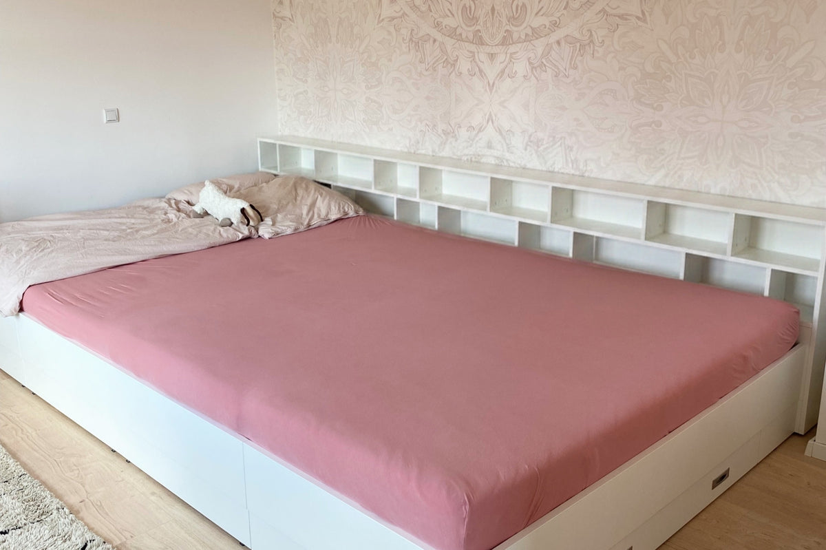 Familienbett Brunella in weiß, erweitert zur XXL Liegewiese 360x200cm