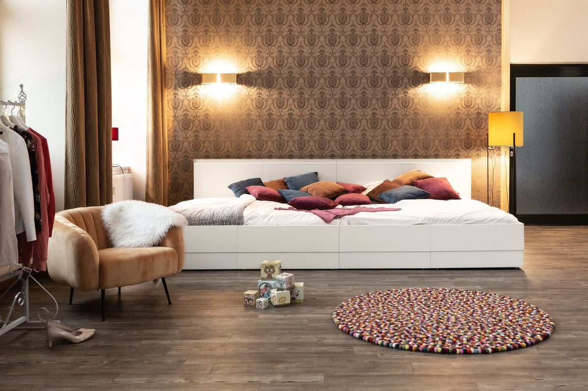 Familienbett Anemone in weiß mit Erweiterung zu 360x200cm