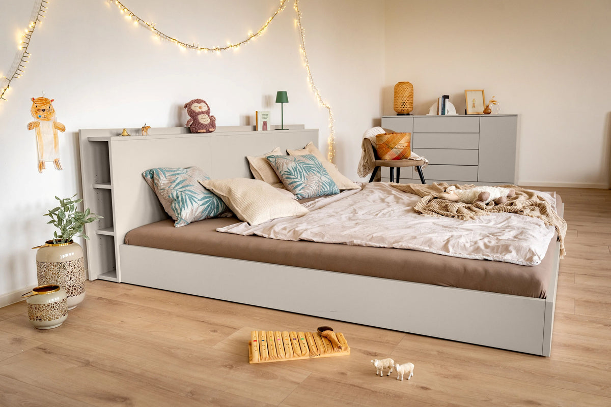 Bodenbett Bellis Familienbett (240 x 200 cm/ 270 x 200 cm/ 300 x 200 cm)