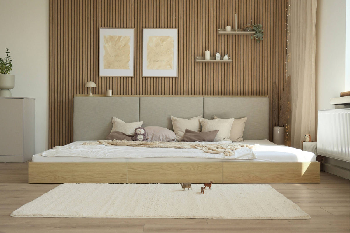 Camilla Bodenbett in Eiche Dekor / Beige in modernem Schlafzimmer