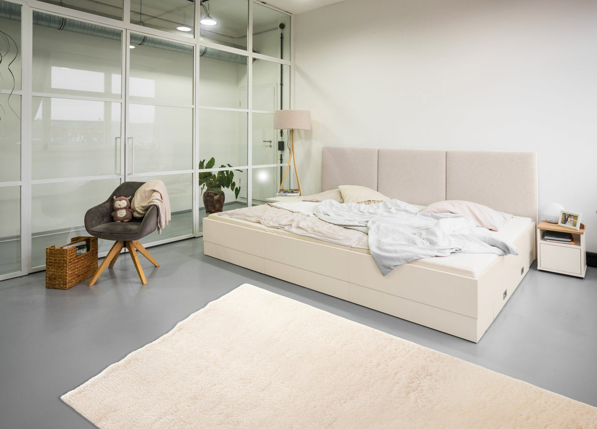 Polsterbett Magnolia mit Stoffkopfteil in hellem beige