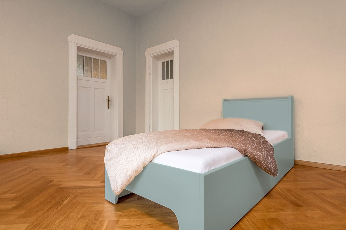Zurückgebautes Familienbett zum Einzelbett in blaugrün für Kinderzimmer